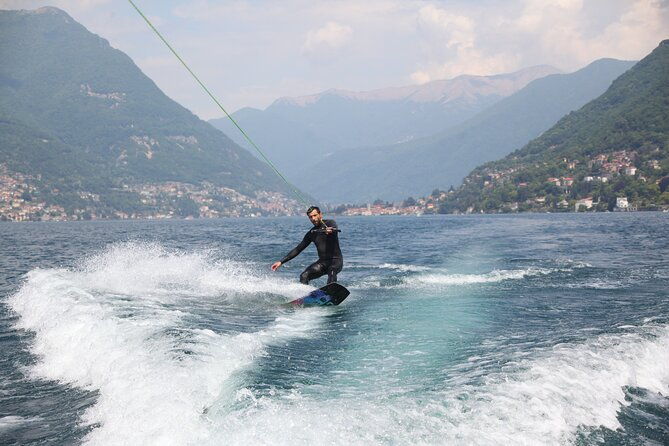 1h-wakeboard-and-wakesurf-on-lake-como-with-mastercraft-boat