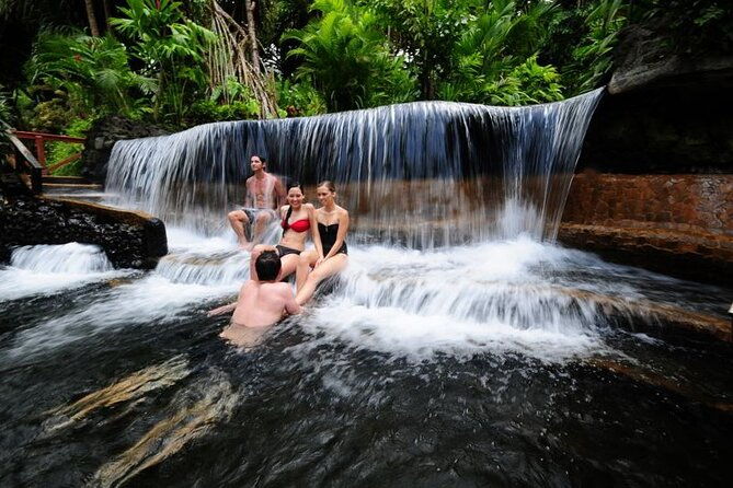 2-days-arenal-volcano-tabacon-hot-springs-from-san-jose