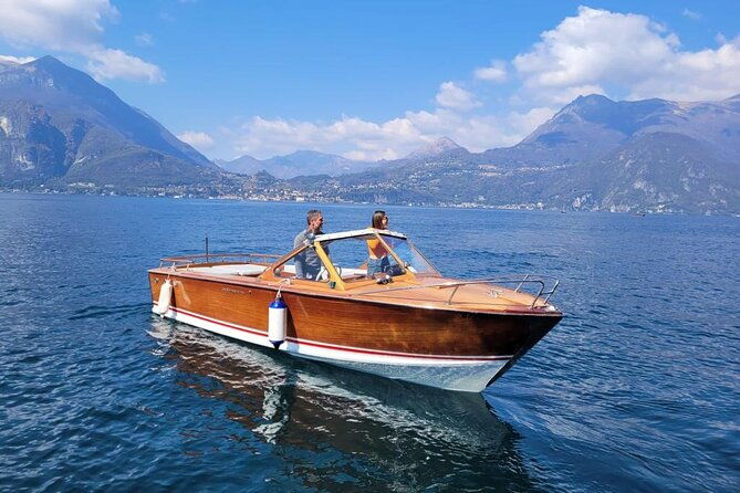2-hour-private-tour-in-lake-como-with-classic-wooden-boat