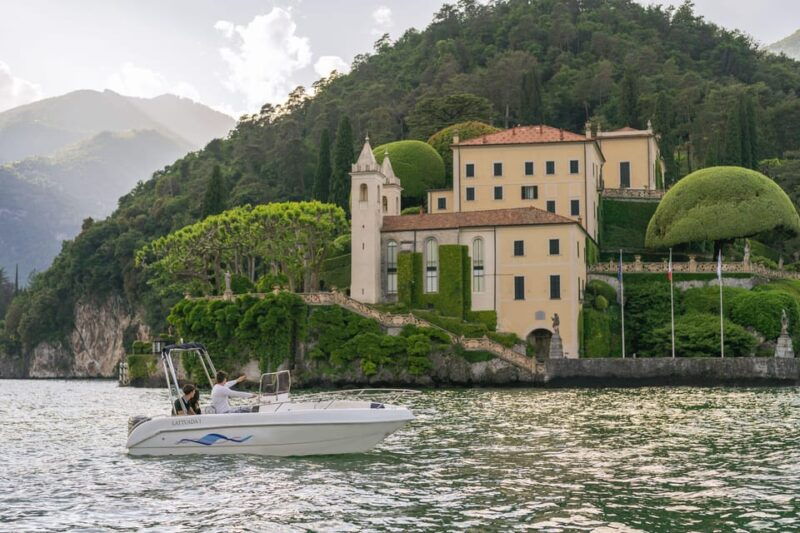 2-hours-bellagio-private-boat-cruise
