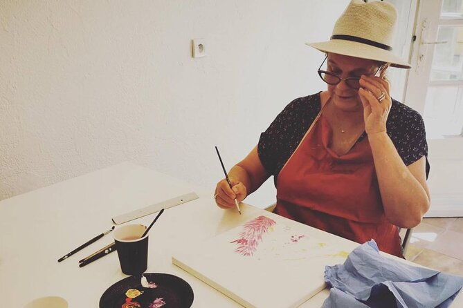 2-hours-painting-class-with-local-artist-in-private-studio