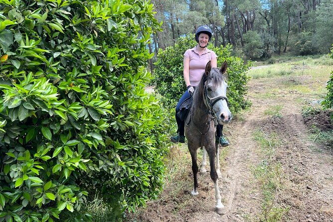 2-hours-shared-horse-riding-in-kemer-antalya-all-level-riders