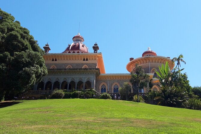 2-hours-sintra-experience-renault-4l-tour