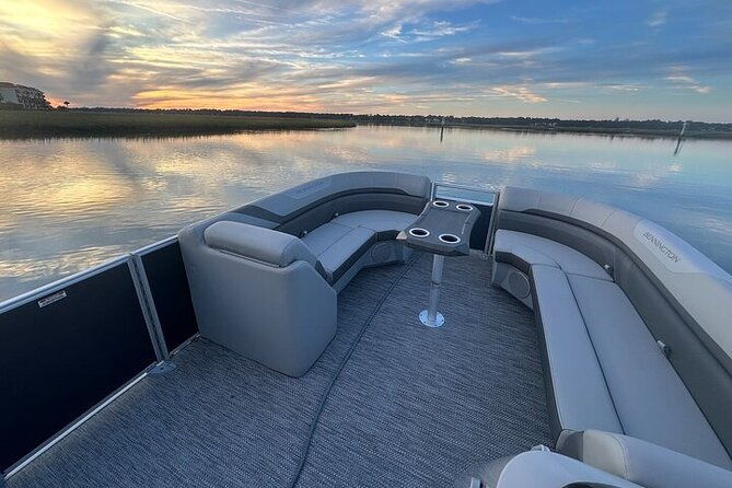 22-ft-luxury-pontoon-private-hilton-head-boat-rental-for-3-hours