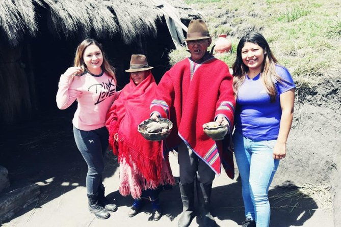 3-day-private-tour-to-cotopaxi-volcano-quilotoa-lagoon-banos
