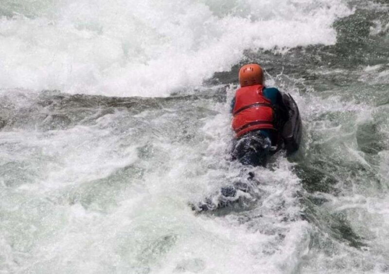 adrenaline-hydrospeed-in-brembana-valley