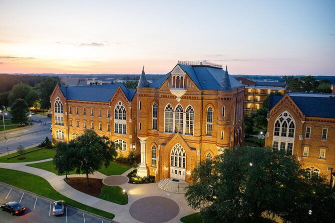 adventurous-walking-tour-of-university-of-alabama