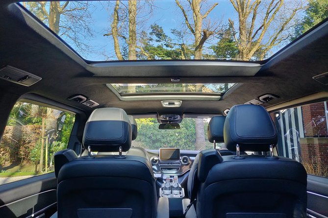 airport-private-transfer-schiphol-airport-%e2%86%94-the-hague-city