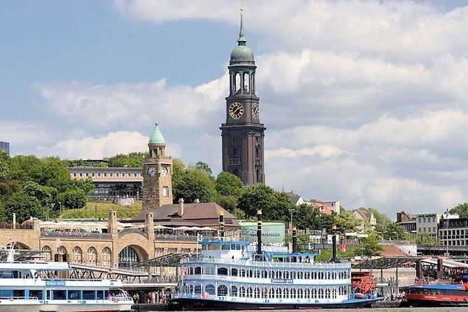 airport-transfer-hamburg-airport-ham-to-hamburg-by-luxury-van