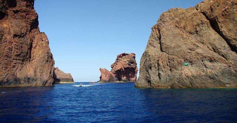 ajaccio-guided-scandola-nature-reserve-boat-tour