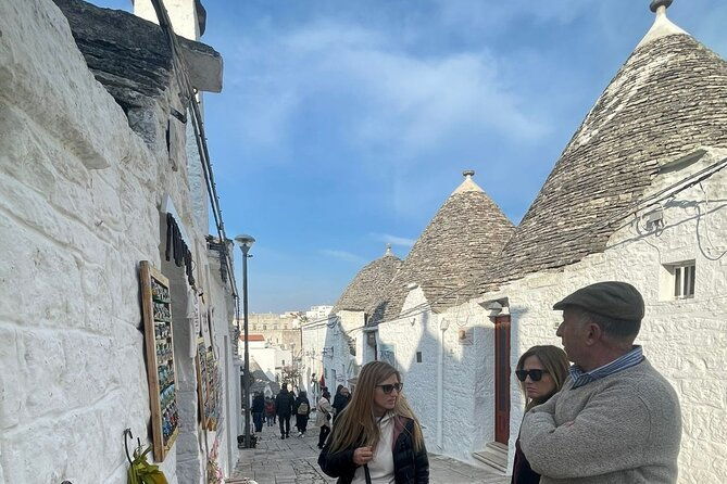 alberobello-walking-tour-with-aperitif