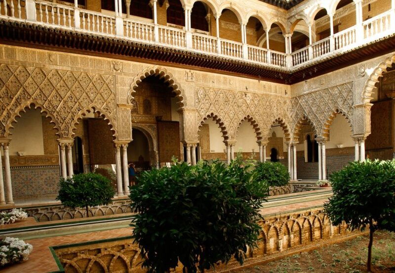 alcazar-of-seville-vip-tour