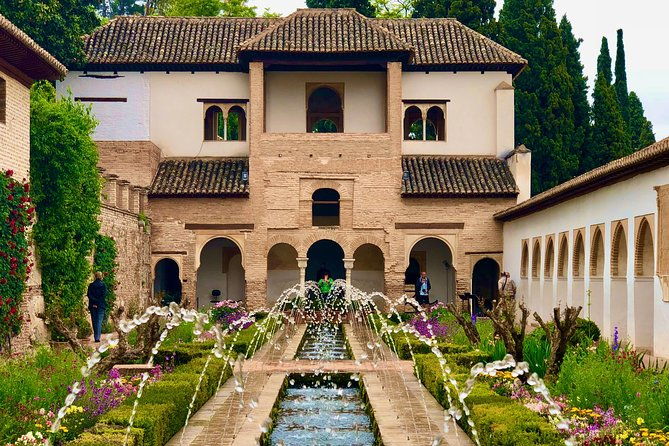alhambra-private-tour-from-motril-with-transport-and-skip-the-line-tickets