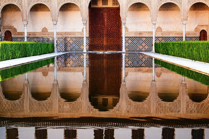 alhambra-sunset-tour-from-malaga