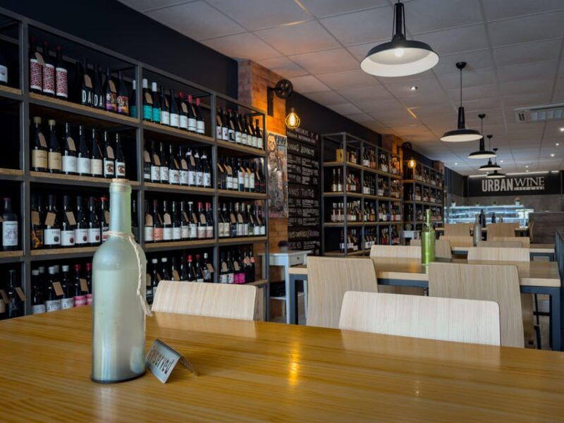 alicante-wine-walking-tour-with-sommelier