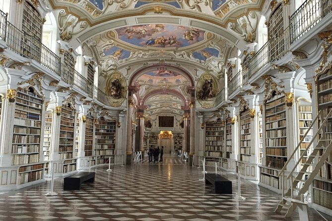 alpine-panoramic-private-tour-to-salzburg-and-hallstatt-incl-admont-from-vienna