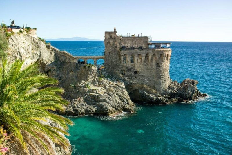 amalfi-coast-by-train-ferry-with-audio-guide
