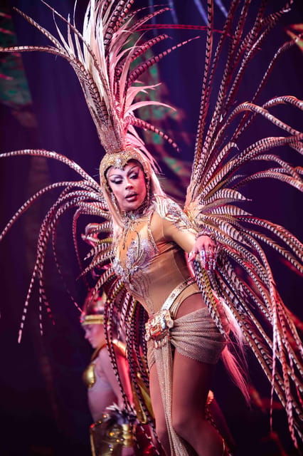 amsterdam-cheri-cheri-biggest-drag-show-in-europe-entry