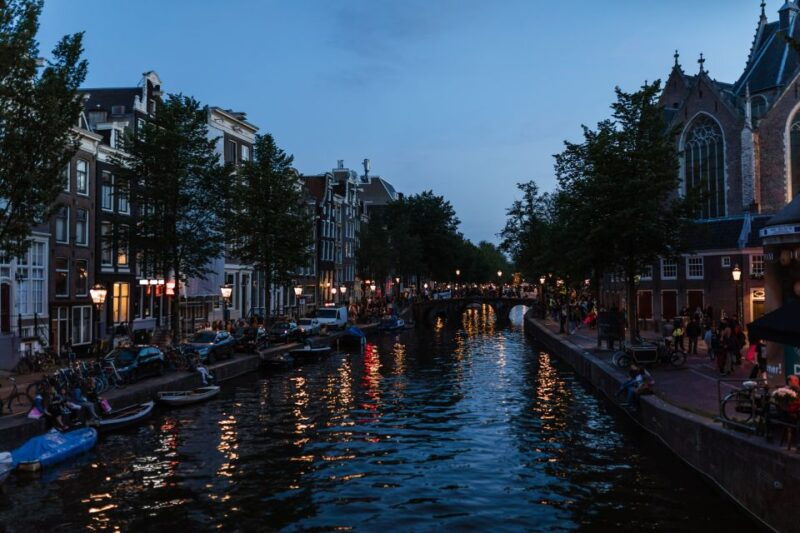 amsterdam-private-night-tour-of-speakeasies-and-bars