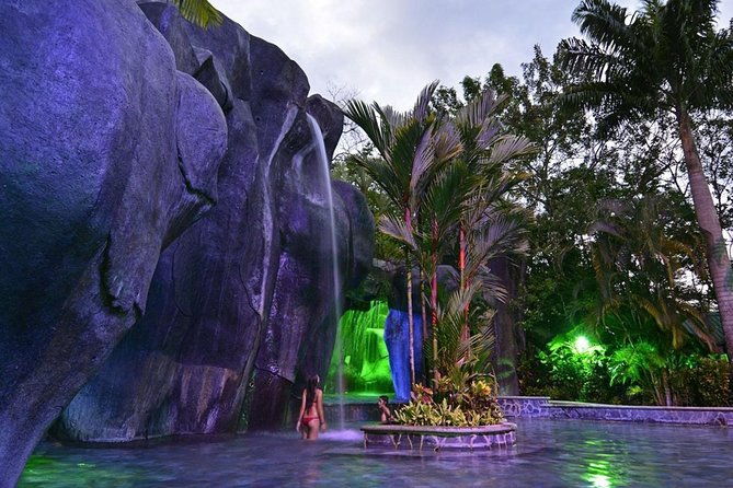 arenal-volcano-lava-trail-and-baldi-hot-springs-with-dinner