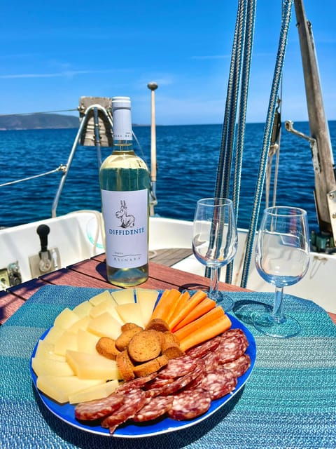 asinara-sailing-experience-among-the-coves-of-the-island-2