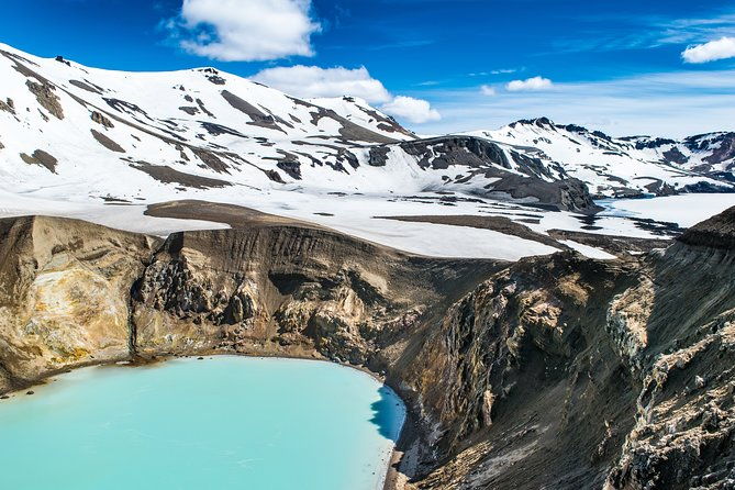 askja-the-caldera-my-favorite-day-tour