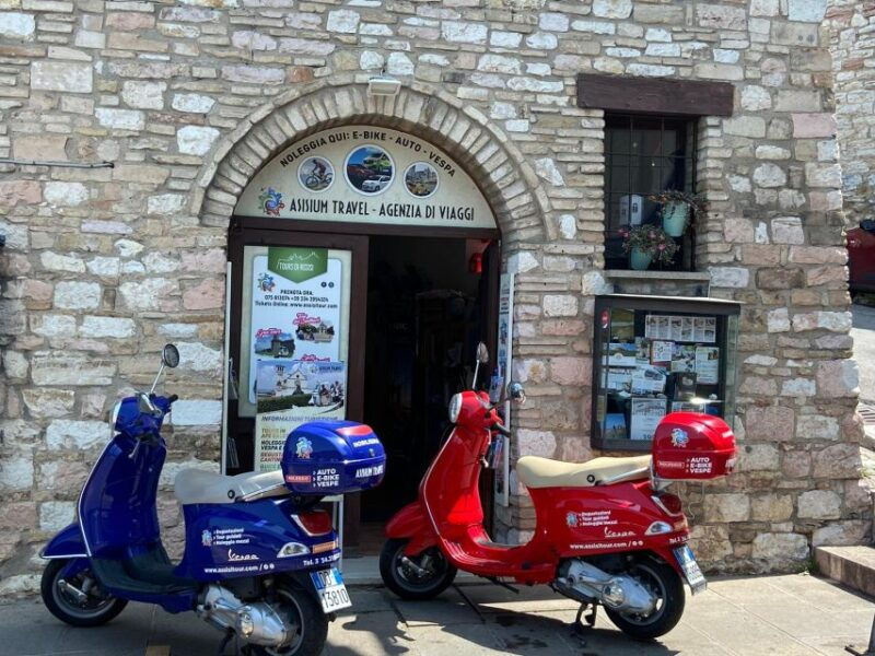 assisi-rental-vespa-150cc-full-day