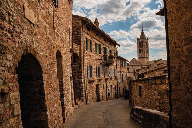 assisi-walking-tour-with-audio-and-written-guide-by-a-local