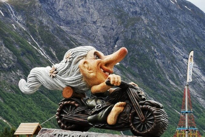 audio-guide-bus-tour-at-scenic-routes-of-andalsnes-to-trollstigen
