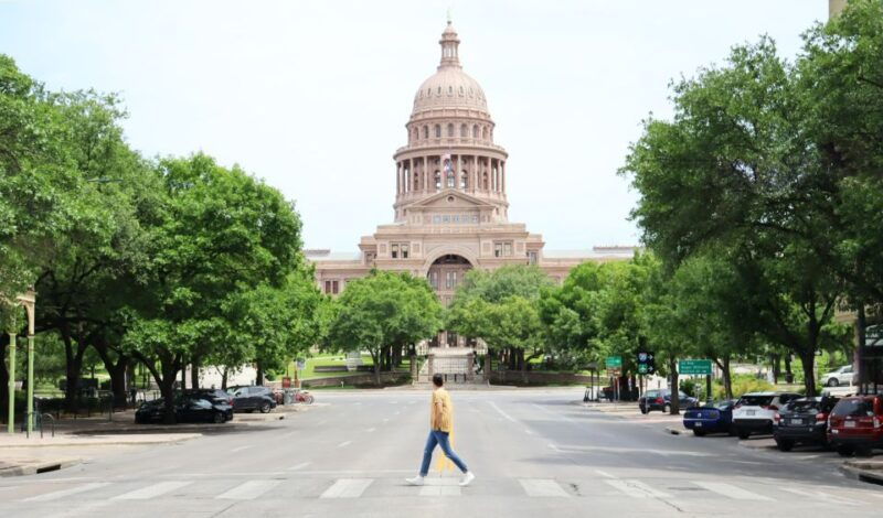 austin-sightseeing-tour-by-minivan-with-commentary