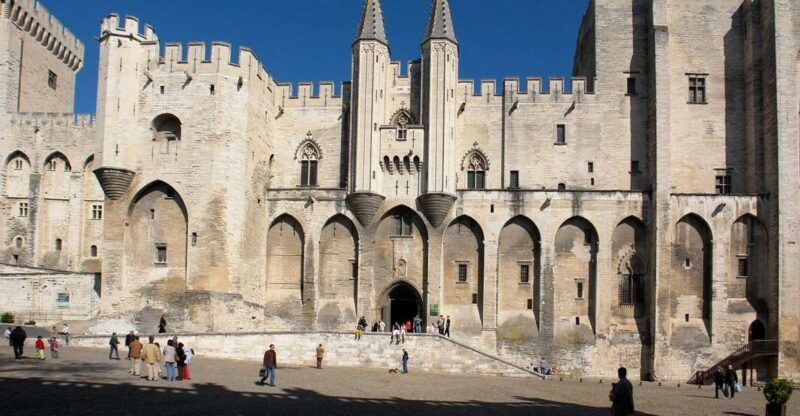 avignon-tour-with-private-guide