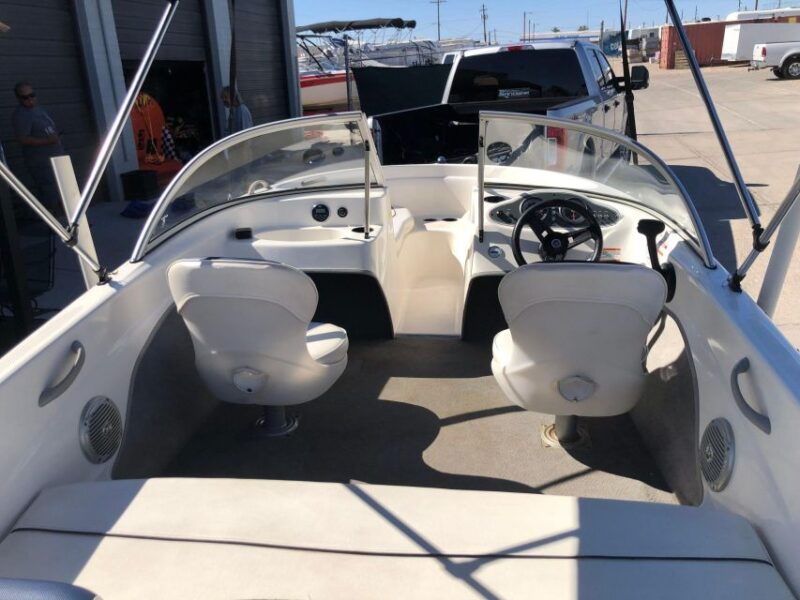 bayliner-ski-boat