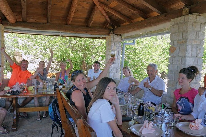 best-of-korcula-island-winerys-by-4x4-canam-buggys