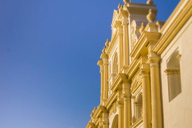 best-walking-tour-in-la-antigua-guatemala