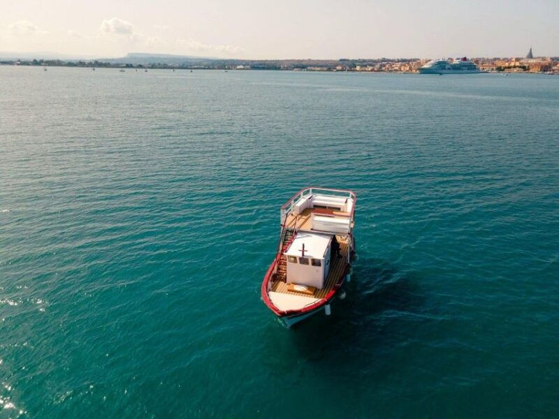 boat-tour-with-typical-lunch-in-siracusa