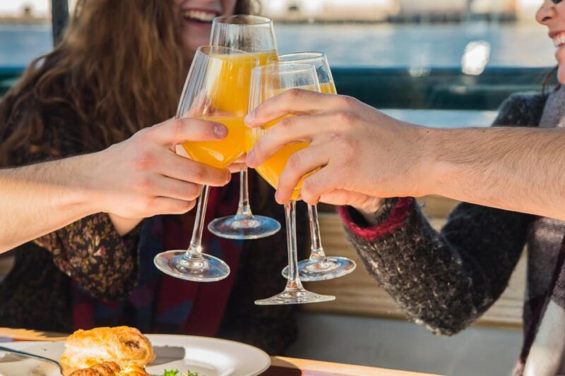 boston-harbor-winter-holiday-weekend-brunch-cruise