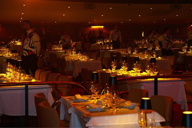 by-night-tour-roxy-dinner-show-with-transfer