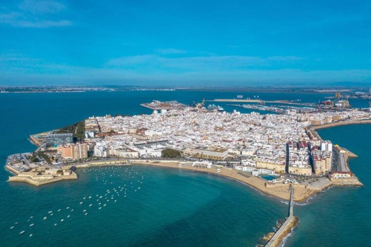 cadiz-in-1-day-walking-tour-with-digital-guide