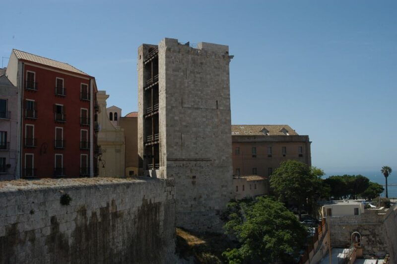 cagliari-walking-tour-of-the-old-city