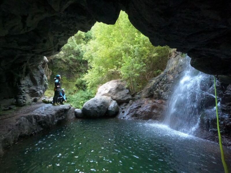 canyoning-level-2-ribeira-do-cidrao-madeira-island