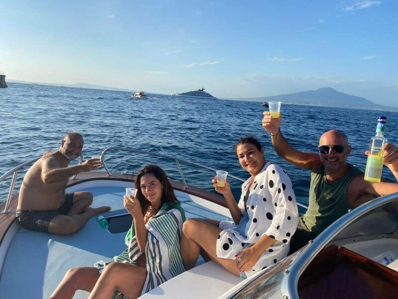 capri-shared-boat-tour-from-sorrento