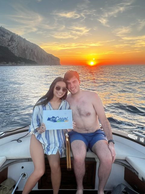 capri-sunset-boat-tour