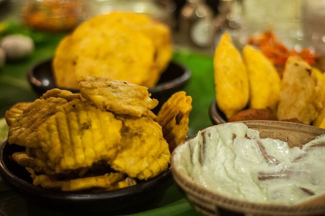 cartagenas-fritter-fiesta-crispy-traditions-with-a-view