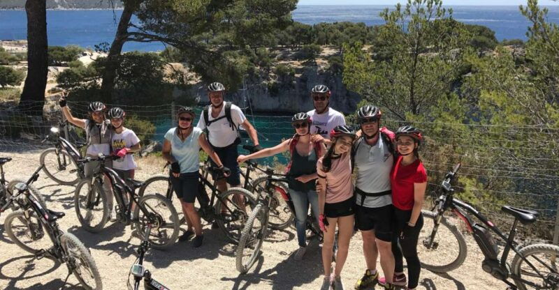 cassis-calanques-and-viewpoints-tour-by-mountain-e-bike