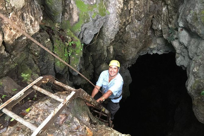 caving-tour-stalactites-stalagmites-hiking-at-national-park