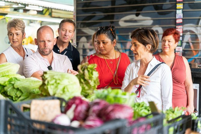 cesarine-market-tour-dining-at-a-locals-home-in-naples