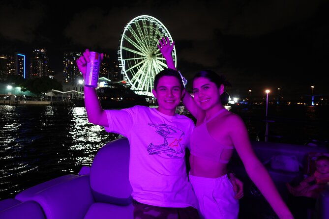 champagne-city-lights-boat-tour-with-photoshoot