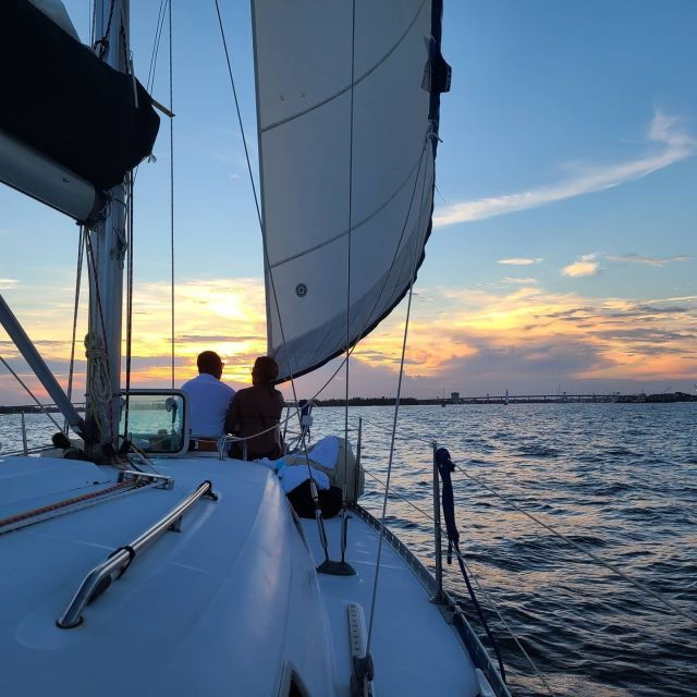 charleston-private-byob-luxury-sailing-cruise