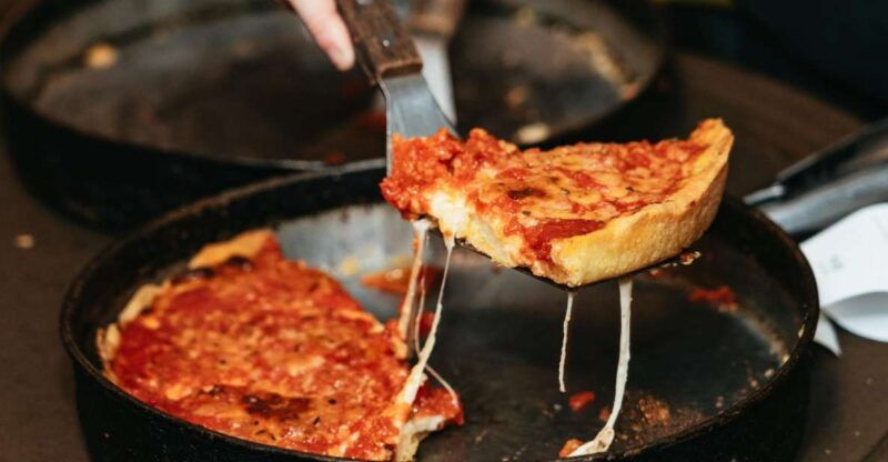 chicago-classic-food-walking-tour-with-bike-or-kayak-rental