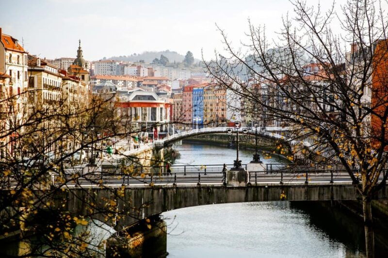 christmas-charm-of-bilbao-a-historic-walk
